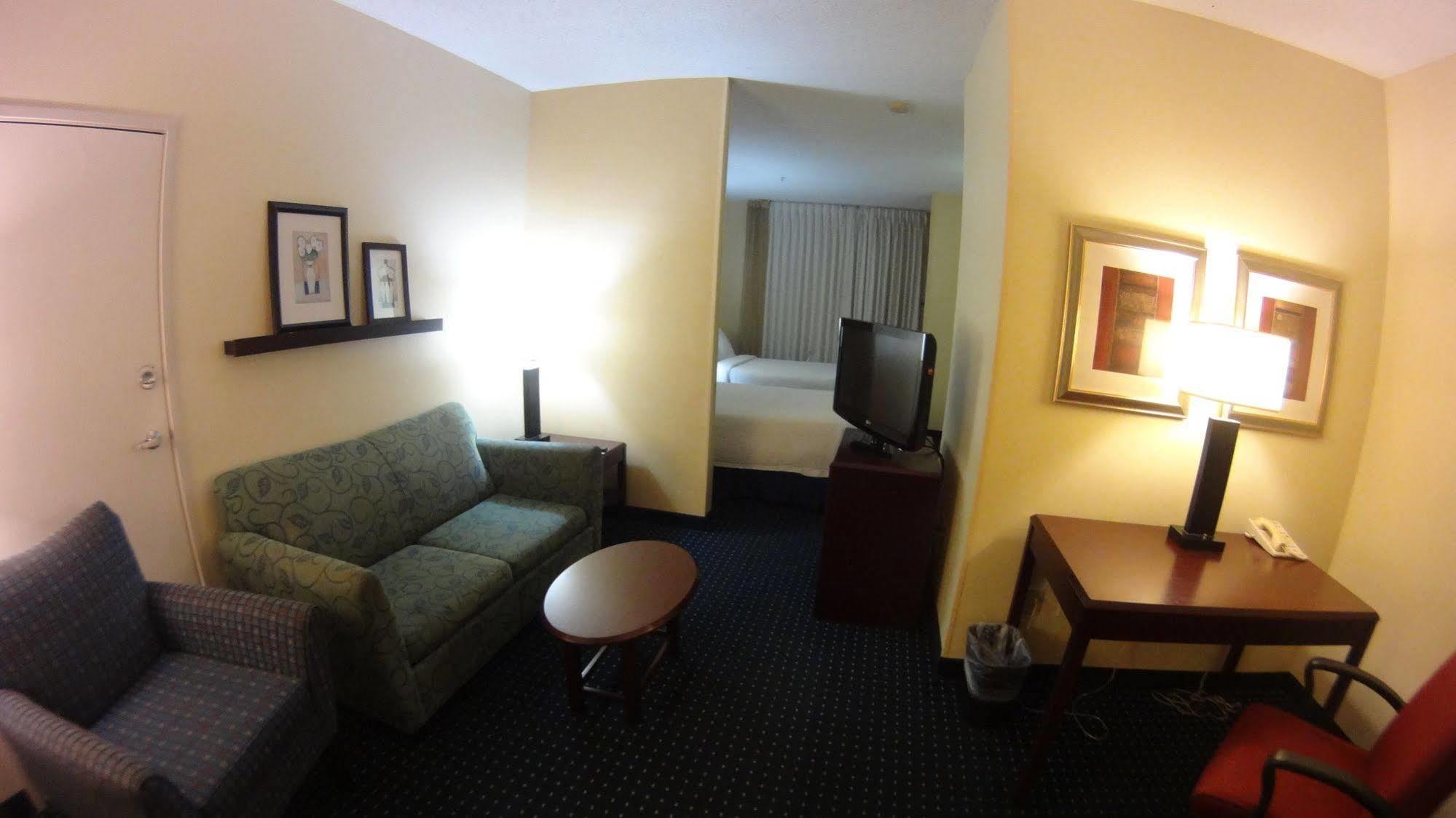Comfort Inn & Suites Montgomery East Carmichael Rd Εξωτερικό φωτογραφία